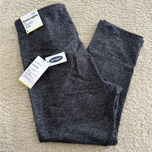 Old Navy Pants - Old Navy Active Go Dry Fitted Crop High Rise Gray Legging Size Large NWT
